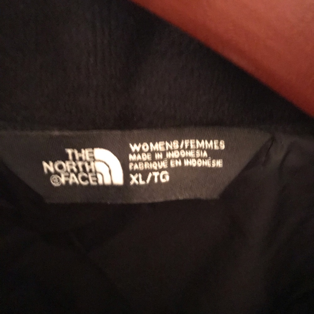 North Face Coat!!! Excellent condition. - Picture 4 of 4